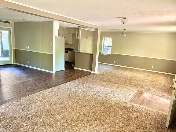 3rd image of 96 Shiloh Dr