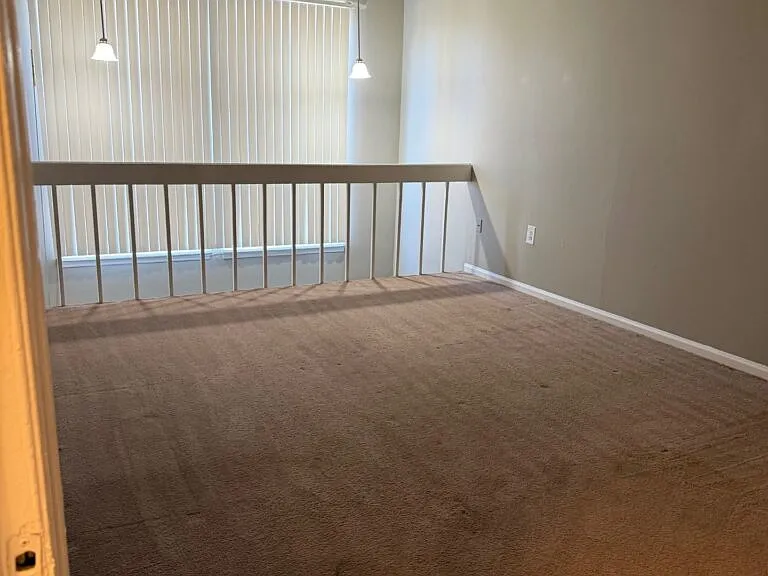 Richland Terrace — Photo 8