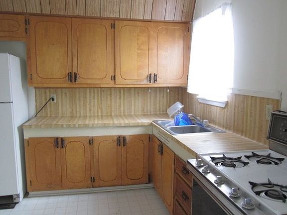 2nd image of 509 Beaumont Ave