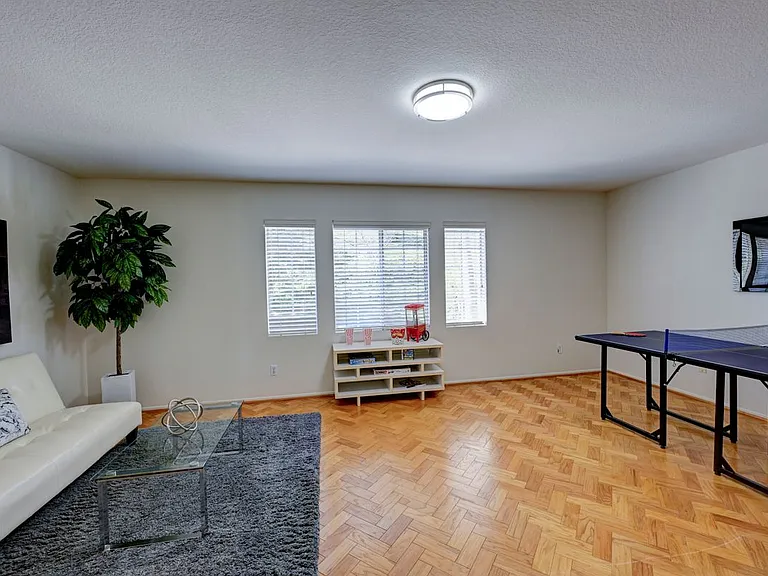 20340 Channing Ln — Photo 14