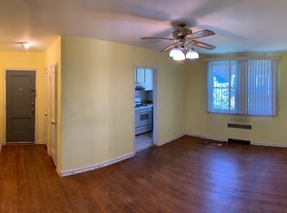 2322 40th Pl NW APT 203, Washington, DC 20007