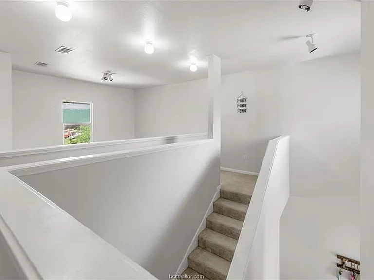 1249 Canyon Creek Cir — Photo 10