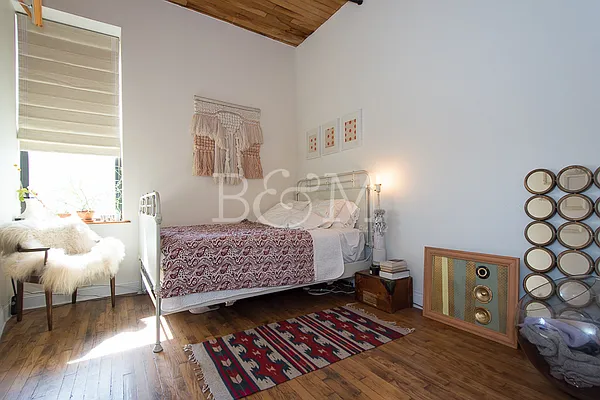 Rented by Brick&Mortar | media 45