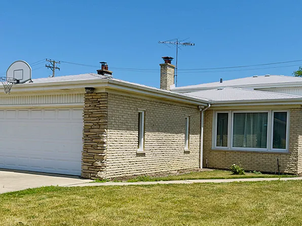 7115 N Hamlin Ave, Lincolnwood, IL 60712