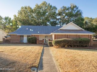 163 Cypress Dr, Madison, MS