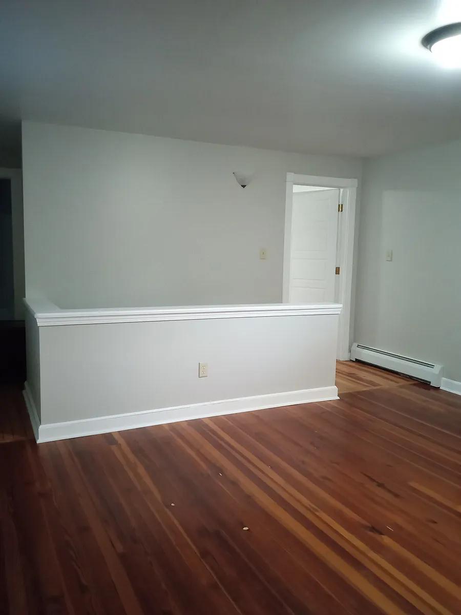 Dining area - 420 Knox Ave #2