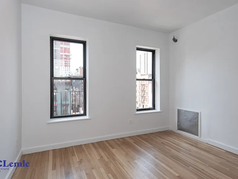 1592 2nd Ave #5F — Photo 8