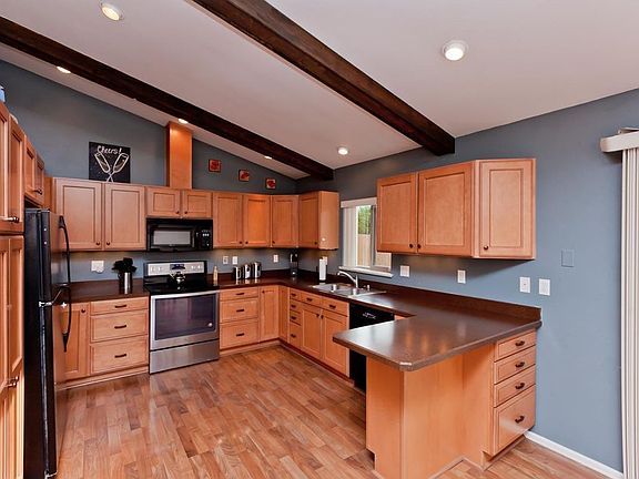 2nd image of 2434 Cortland Ave