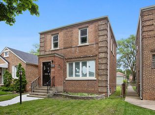 9767 S Ingleside Ave, Chicago, IL 60628