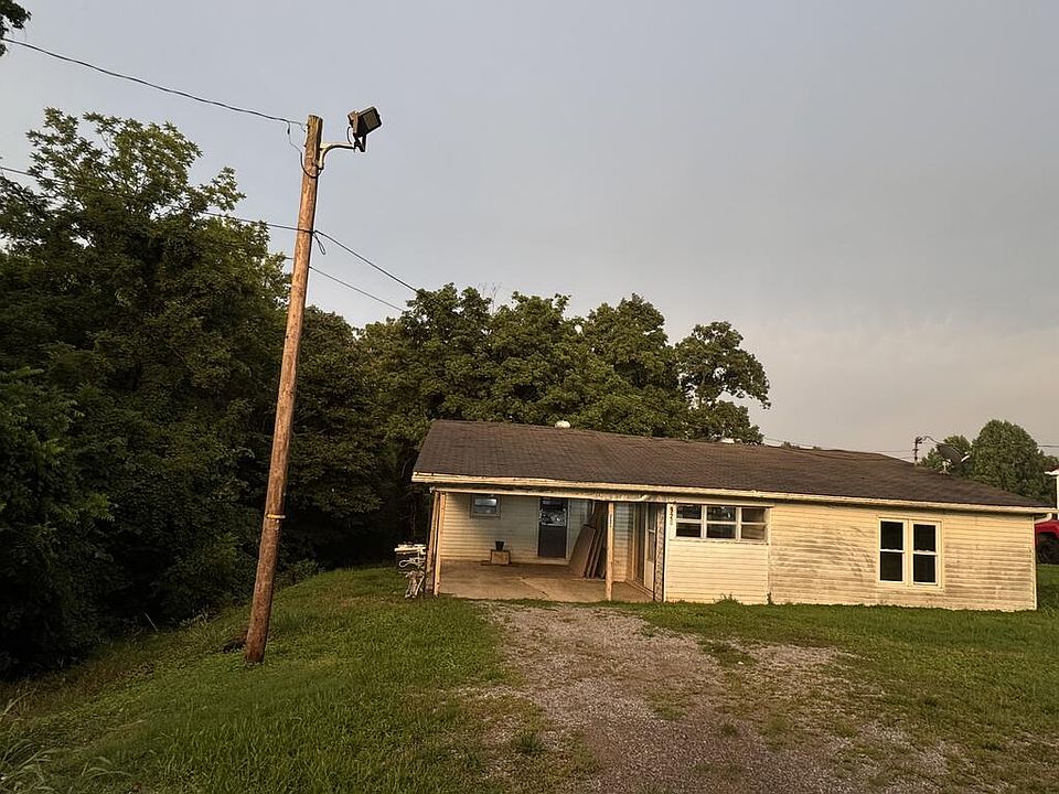 1st image of 920 Sandcut Rd