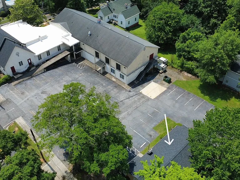 175 Park Dr NW — Photo 37