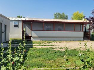 877 Roney Ave, Powell, WY 82435