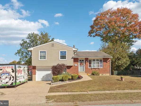 29 W Bellamy Dr, New Castle, DE 19720