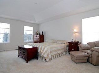 3329 Monterey Ln, Wadsworth, IL