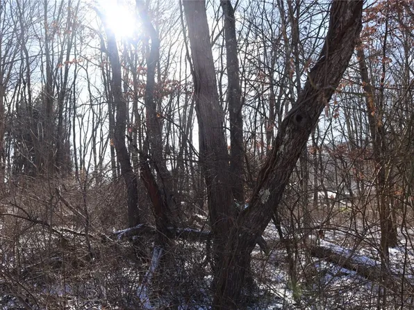 38 Pine Ridge Dr, Chicora, PA 16025