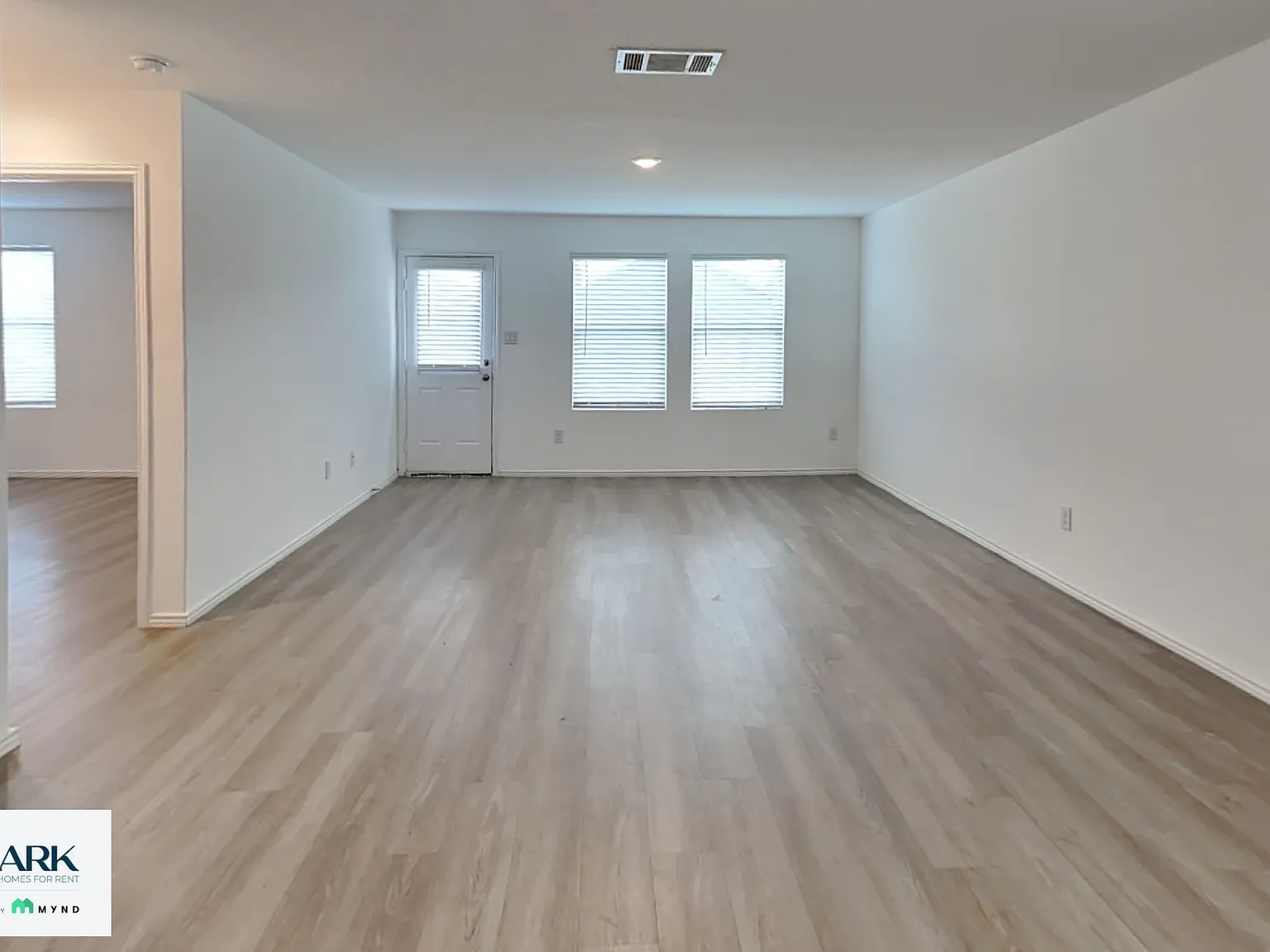 4 bed, 2.0 bath, 1627 sqft, $1,699 — Photo 3