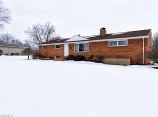 3937 Grove St NE, Canton, OH 44721