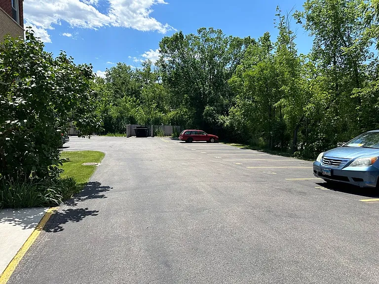 145 E Palatine Rd #1A — Photo 4