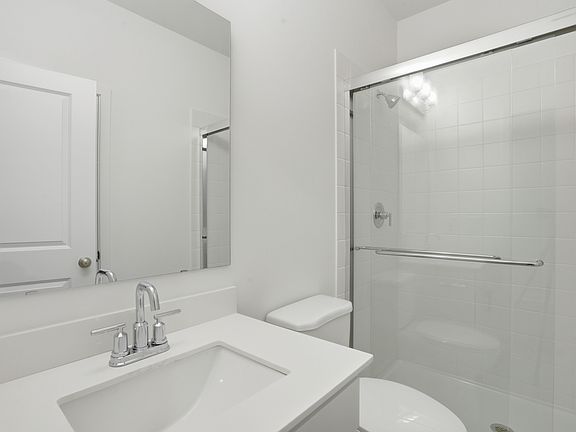Extra Suite Bath