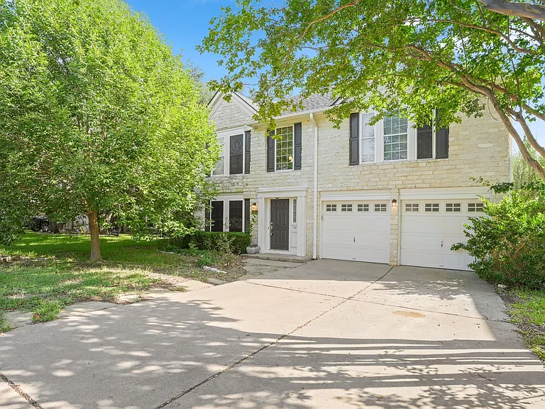 17841 Park Valley Dr — Photo 31