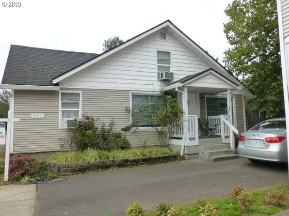 651 SE 148th Ave #2, Portland, OR 97233