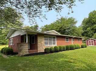 1657 Austin Traphill Rd, Elkin, NC 28621