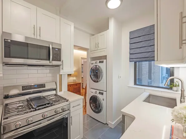 124 East 84th Street image 4 of 10