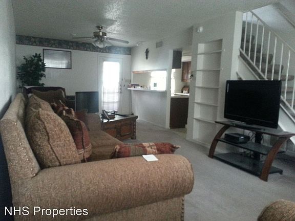 5th image of 502 St Charles Dr