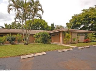 4101 Golden Gate Pkwy APT 7, Naples, FL 34116