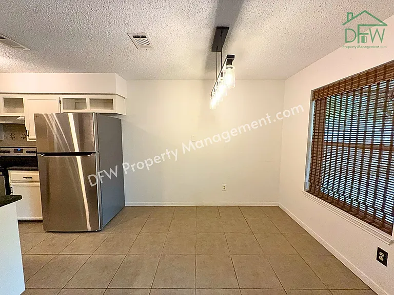6415 Elm Springs Dr — Photo 9