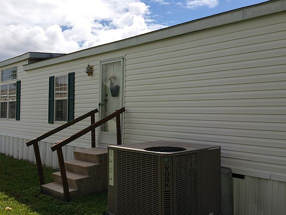 3rd image of 186 Eland Dr