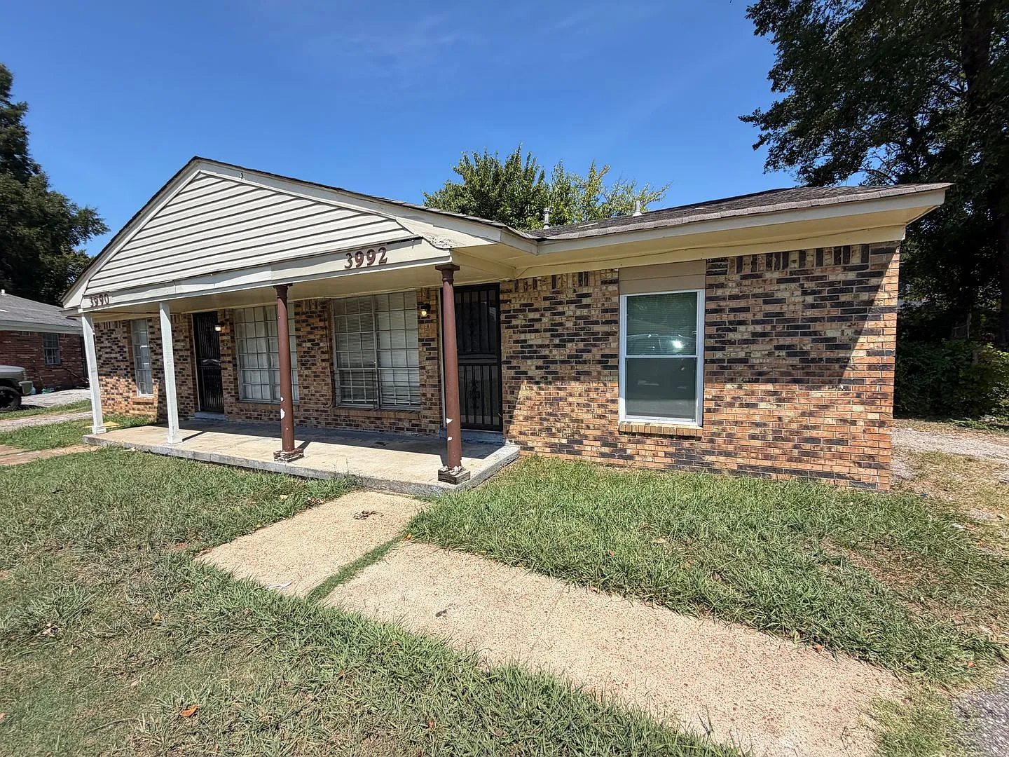 Welcome to 3992 Ashview Cove! — Photo 2