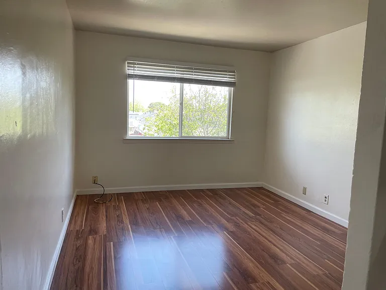 541 Pierce Rd #3 — Photo 9