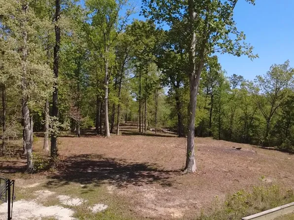 109/111 Barry Lane, Jacksonville, NC 28540