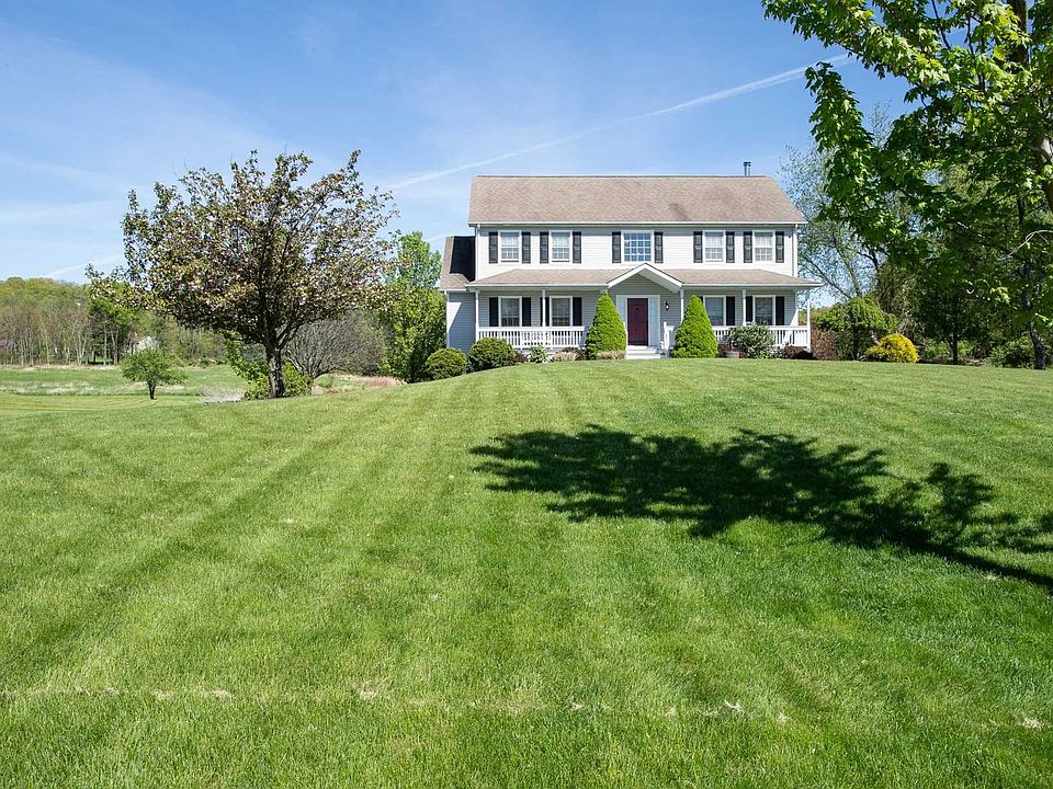 1st image of 103 Brookside Ln