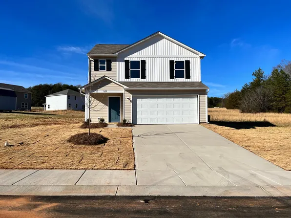 1600 Berkshire Dr, Newton, NC 28658