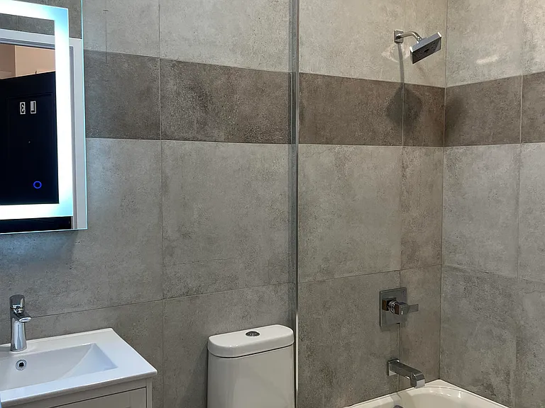 107 Magazine St #2R — Photo 16
