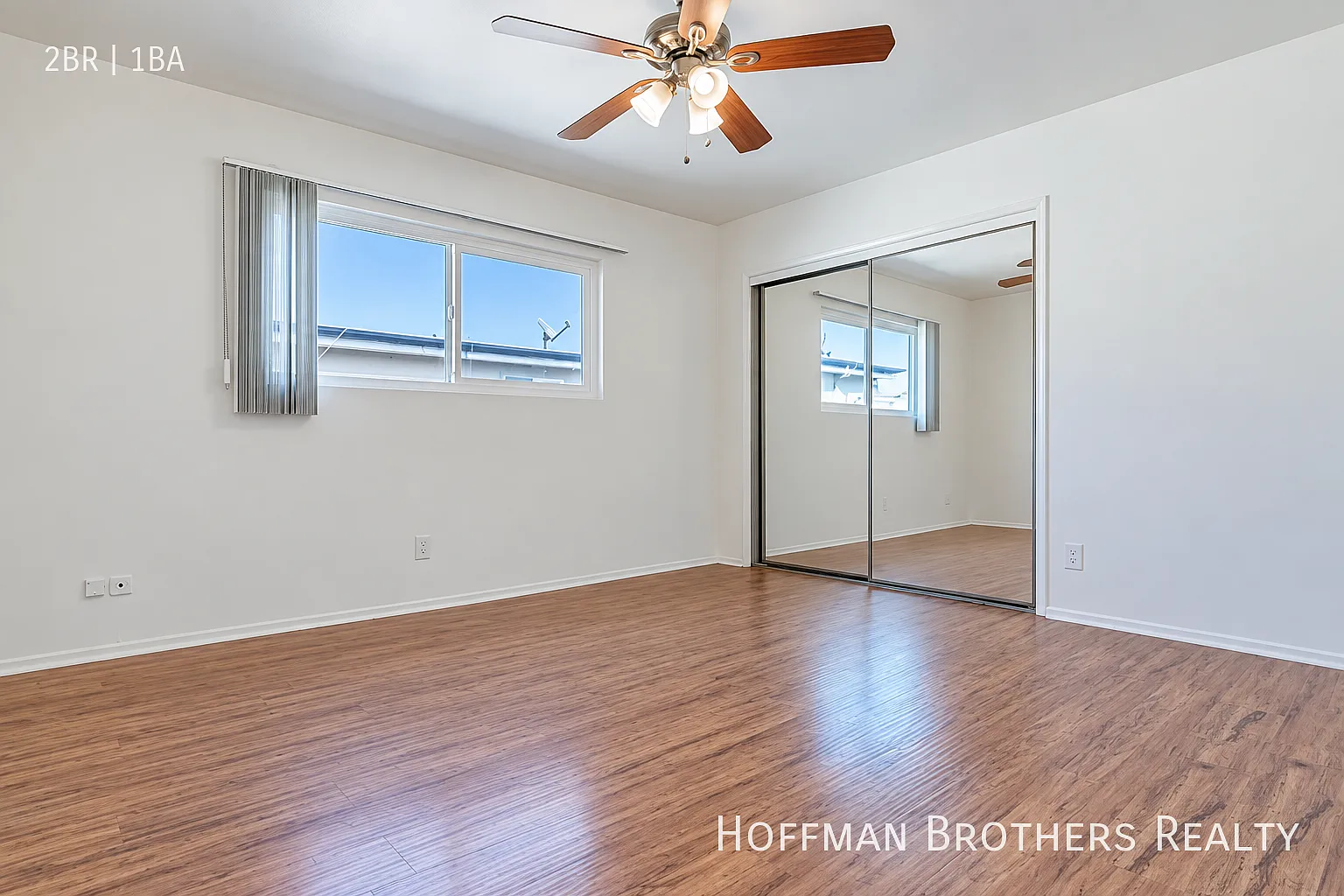 Classic 2-Bedroom Apartment With Hardwood Floors & Generous Living Space!! — Photo 4