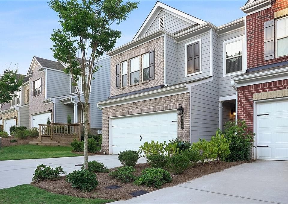 1st image of 2448 Village Park Bnd