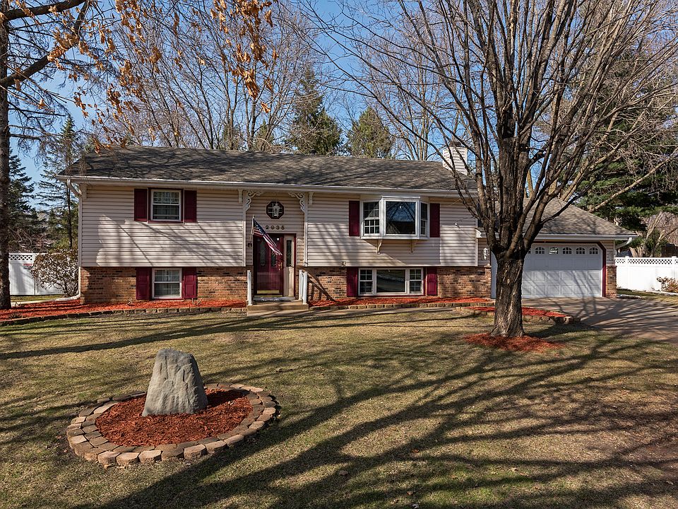 1st image of 2935 165th Ln NE