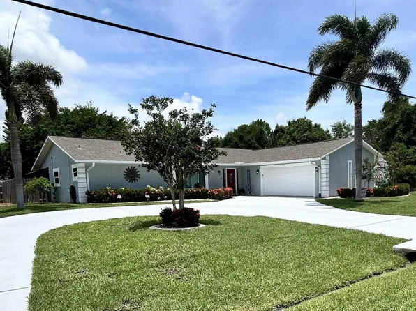 2130 SE Elmhurst Road, Port St Lucie, FL 34952