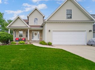 518 S Madison St, Crown Pt, IN 46307