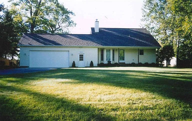 10142 Dar Ln photo 1