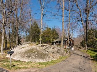 34 Nichols Rd, Armonk, NY 10504