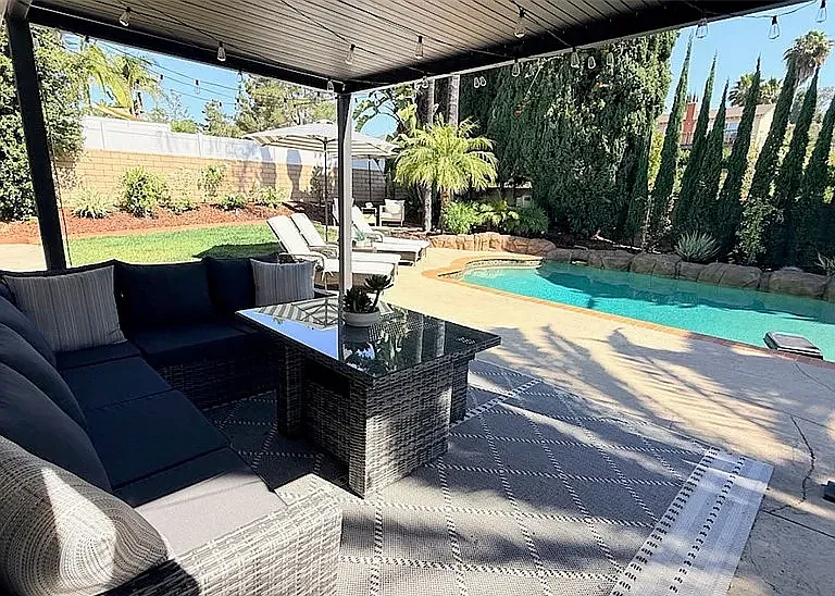 Tarrasa Ln — Photo 32