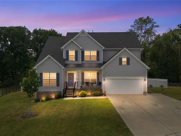 1089 Luna Creek Ct, Kernersville, NC 27284