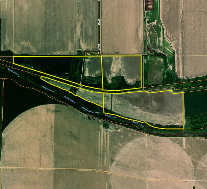 1st image of 752 33rd Rd