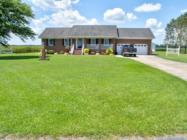 813 Cherry Glade Rd, Elizabeth City, NC 27909
