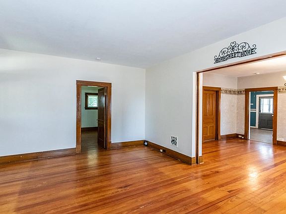 5th image of 12560 Old Halls Ferry Rd