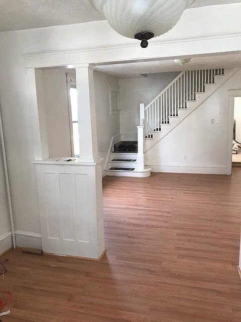 1st image of 140 Short St #2BR